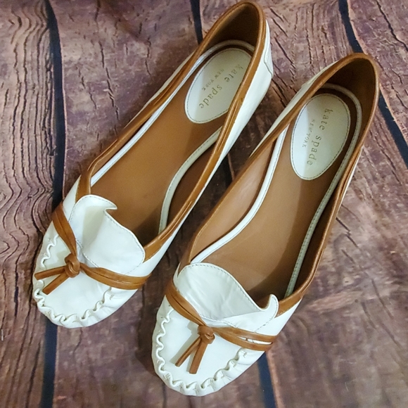 Kate Spade Shoes - Kate Spade white and brown flats